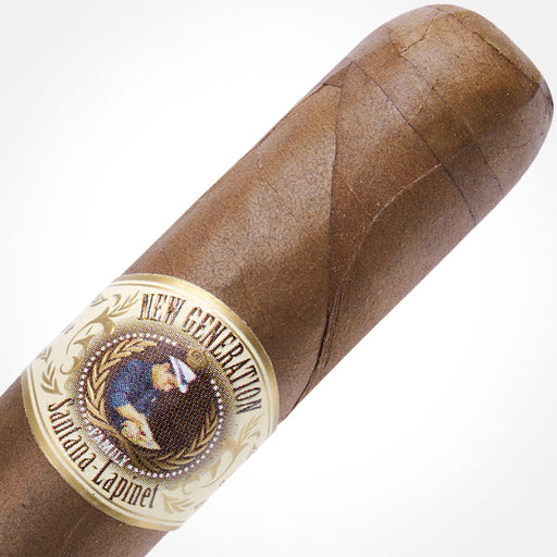 Cigar Paradise Treasure Rosado Sweet Tip Toro 50x6 house blend cigar close-up showing Habano Rosado wrapper and cigar band.